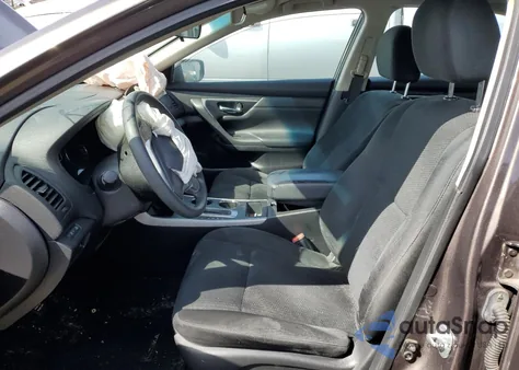 2015 Nissan Altima 2.5 z USA, uszkodzony, nr VIN 1N4AL3AP5FC286966